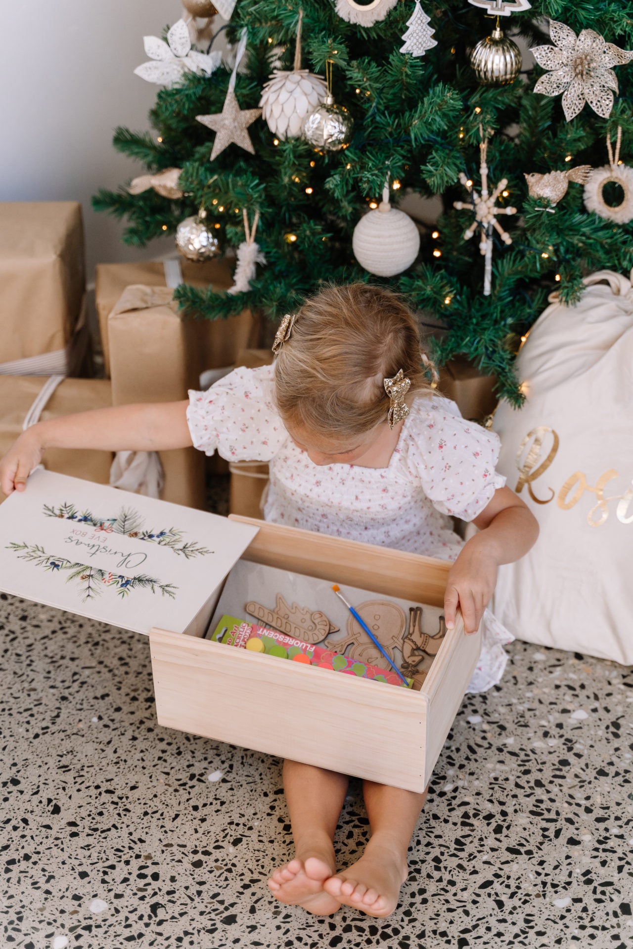 Christmas Box - Christmas Floral