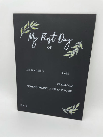 First Day of School Board - Leaf